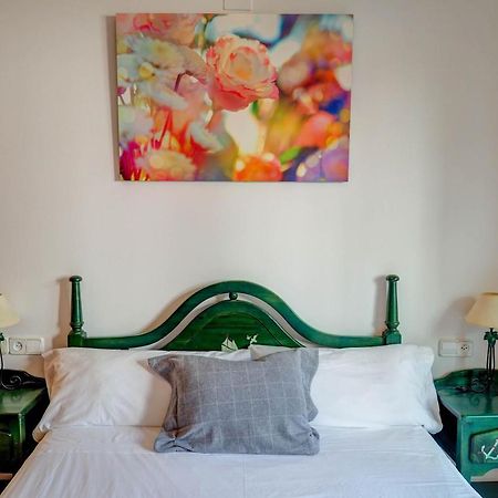 Parellades Apartment By Hello Homes Sitges Bagian luar foto