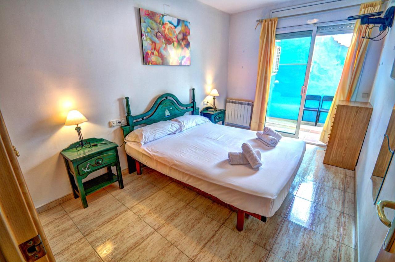 Parellades Apartment By Hello Homes Sitges Bagian luar foto